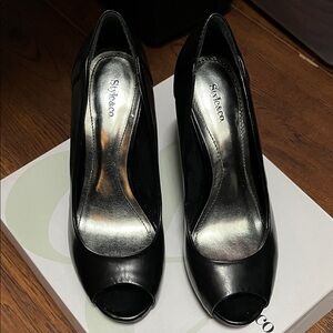 Style & Co. Elegant Black Peep Toe Heels